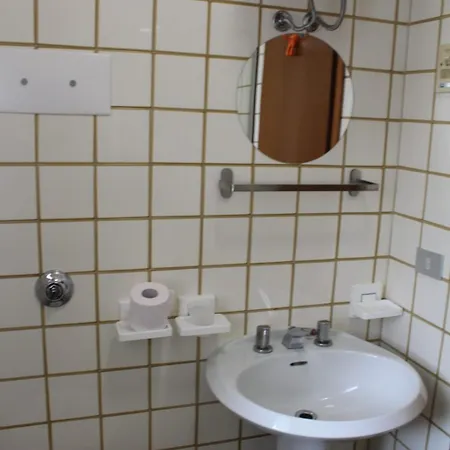 Apartment Alga Sud 9 *