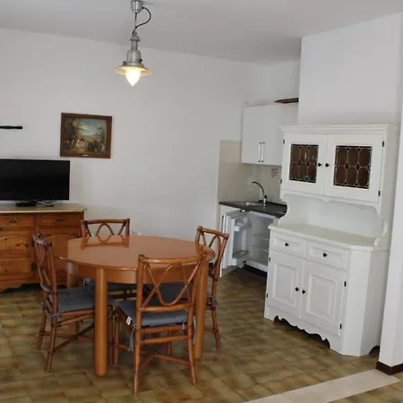 Apartment Alga Sud 9 *
